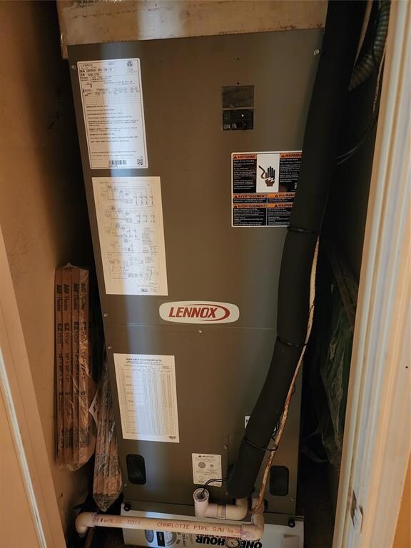 1309 Calhoun Bend, Azle, TX 76020 - photo 6