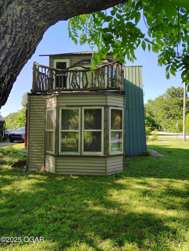 303 W Spruce St, Cherokee, KS 66724 - photo 4