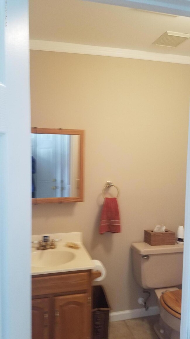 639 Randall Way, Matawan, NJ 07747 - photo 4