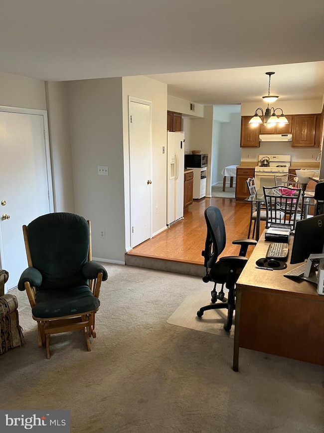 18424 Flower Hill Way, Gaithersburg, MD 20879 - photo 4