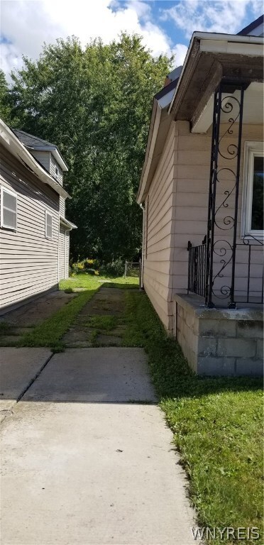 Front left porch - driveway - backyard entrance
