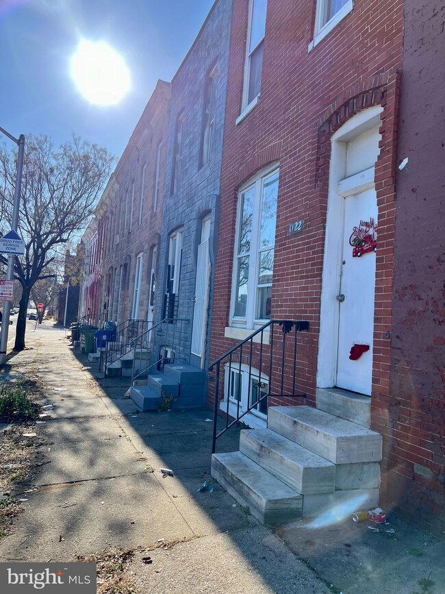 1124 N Carrollton Ave, Baltimore, MD 21217 - photo 5