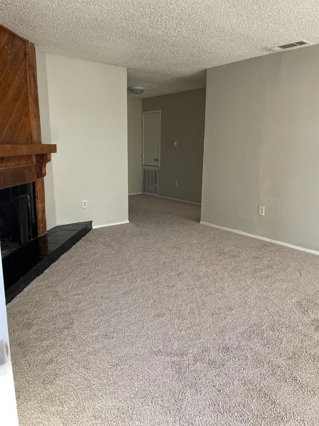 Photos taken when unit was vacant - not current co