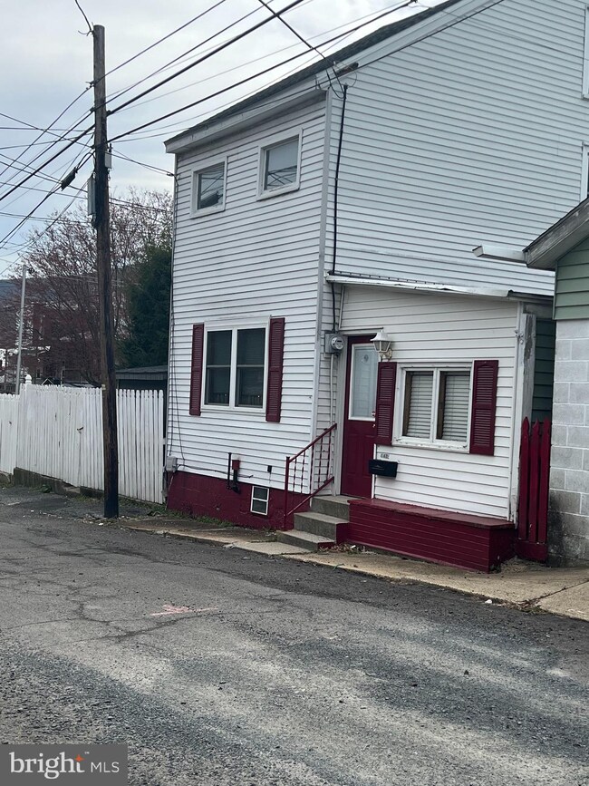 416 Middle St, Ashland, PA 17921 - photo 4