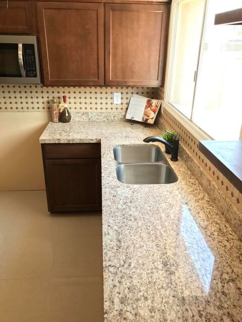 4039 N 78th Ave, Phoenix, AZ 85033 - photo 2