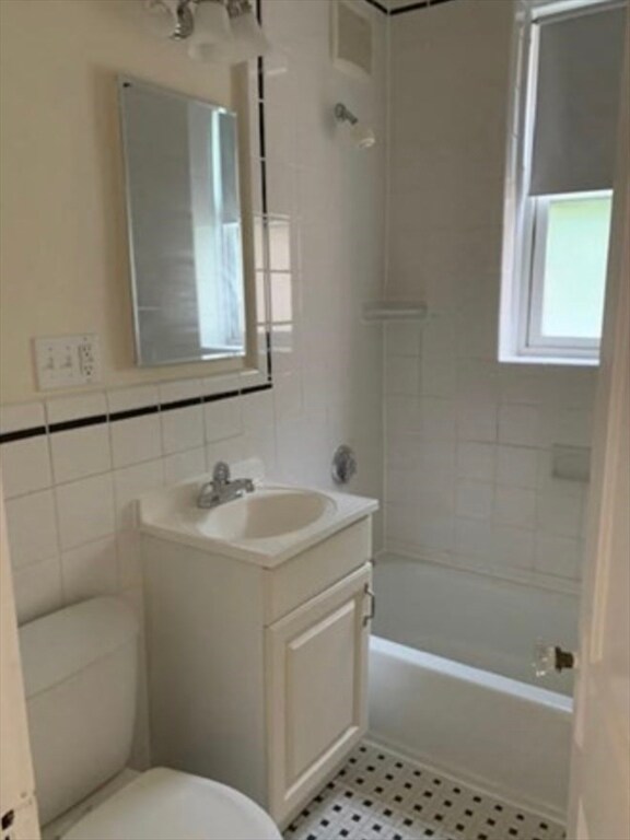 38 Kilsyth Rd unit 23, Brookline, MA 02445 - photo 7