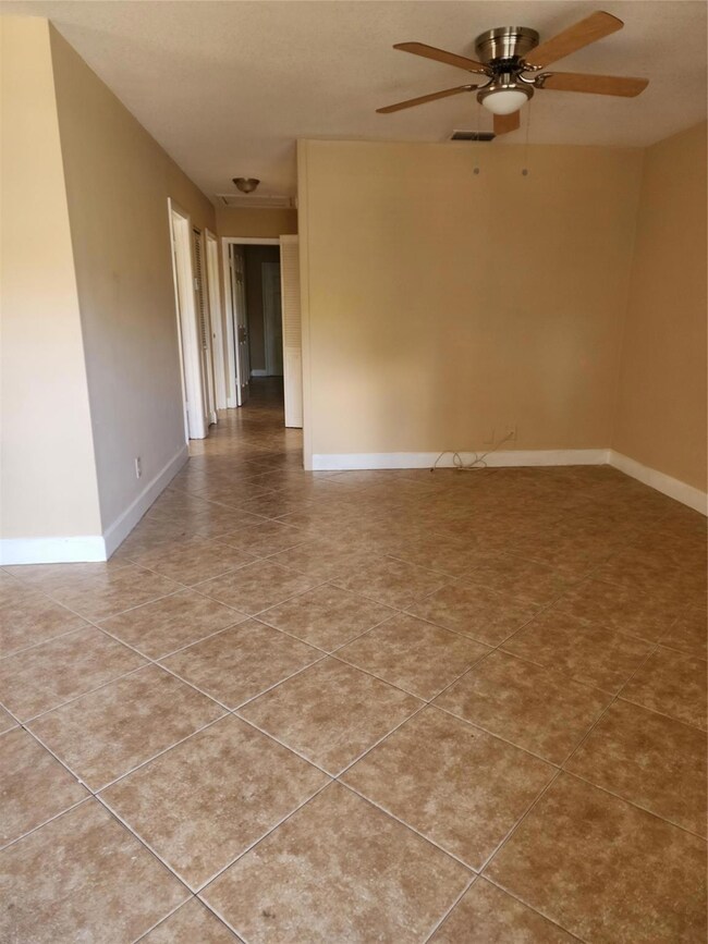 4150 Woodside Dr unit 3, Coral Springs, FL 33065 - photo 7