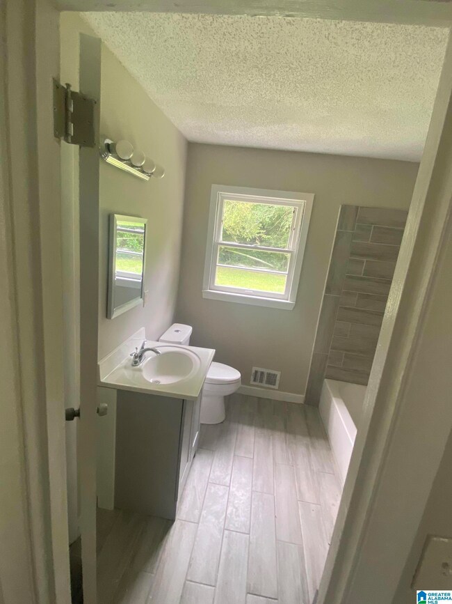 700 27th Ct NE, Center Point, AL 35215 - photo 7