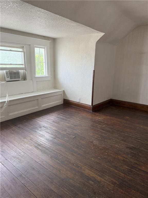 210 Illinois Ave, Saint Joseph, MO 64504 - photo 7