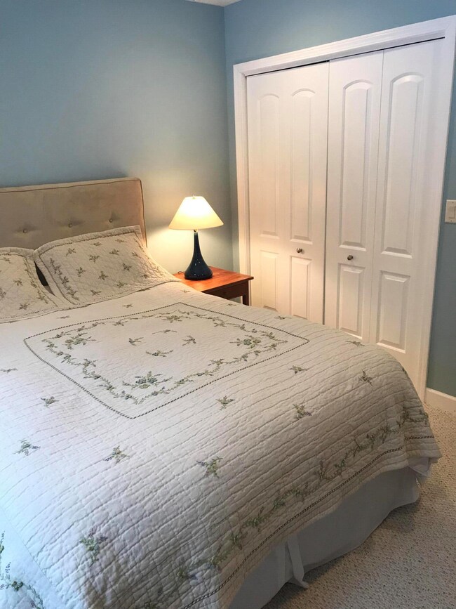 3877 Pemberton Dr SE unit 18, Grand Rapids, MI 49508 - photo 6