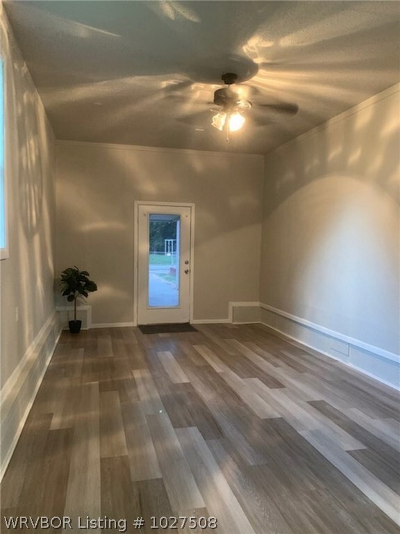 906 Enid St, Muldrow, OK 74948 - photo 6