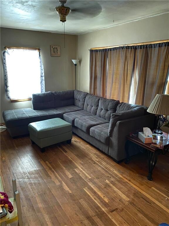 3915 13th St, Des Moines, IA 50313 - photo 3