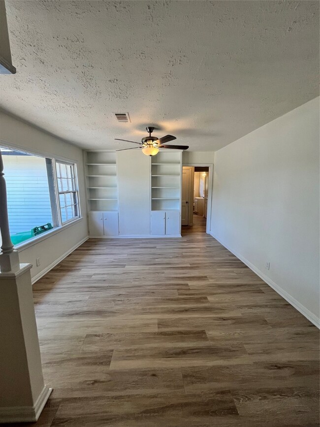 6062 Lisa Ln, Houston, TX 77021 - photo 7