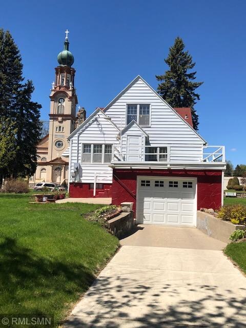731 MAIN ST N BACK VIEW.jpg