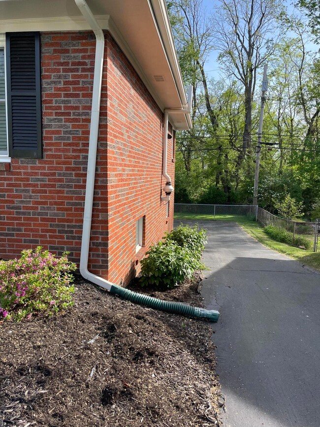 AC2B1A8D-919A-4A45-8C5F-B73847971C7D