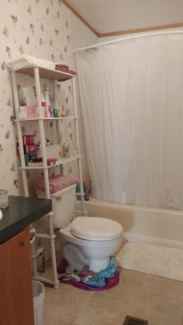2nd Bathroom