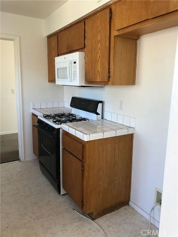 684 N 6th St, Blythe, CA 92225 - photo 5