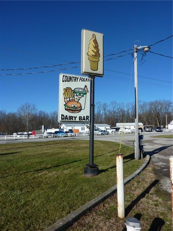 1977 W Us Highway 36, Bainbridge, IN 46105 - photo 2