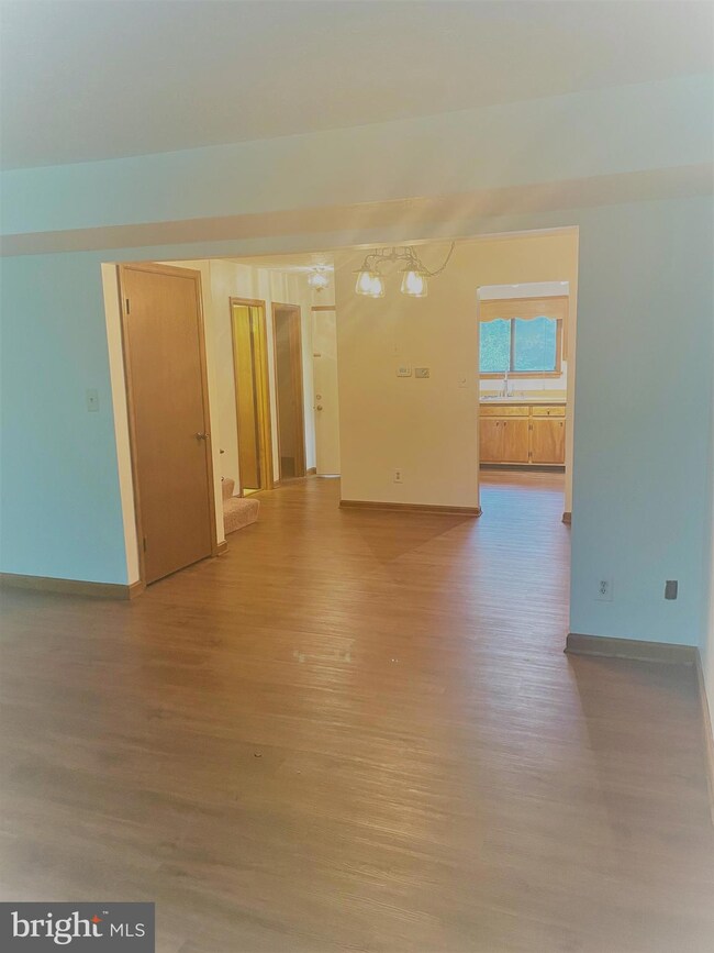 23366 Black Oak Ct, California, MD 20619 - photo 6