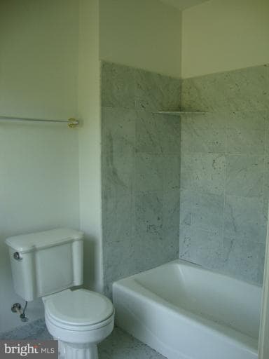 10760 Tullamore Ct, Manassas, VA 20111 - photo 5