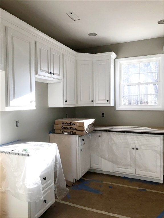 202 Gilstrap Dr, Liberty, SC 29657 - photo 4