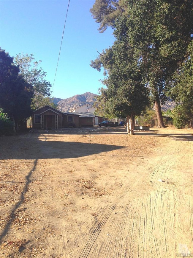 14847 Bledsoe St, Sylmar, CA 91342 - photo 4