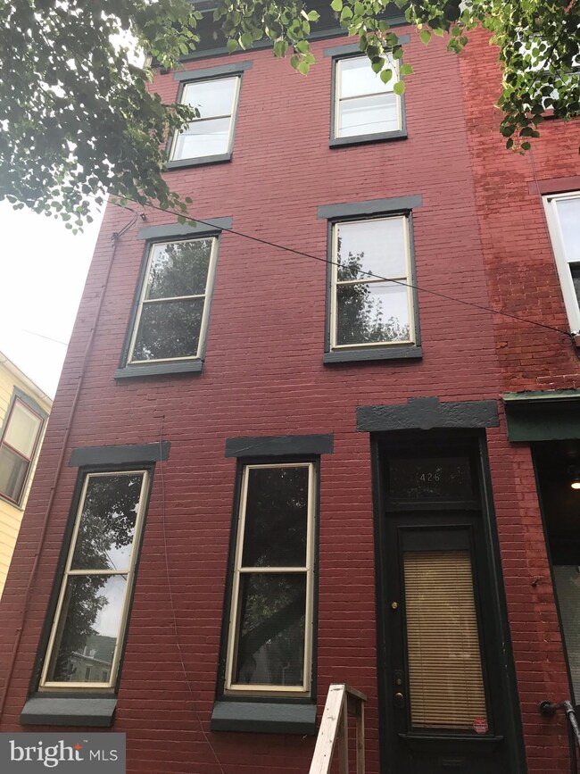 426 S 5th St, Reading, PA 19602 - photo 5