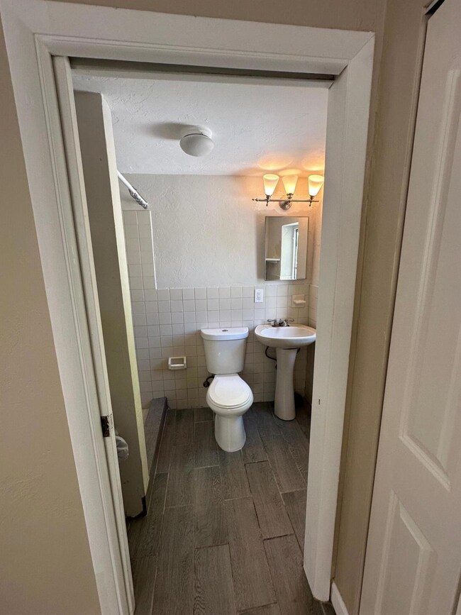 301 30th St unit B, West Palm Beach, FL 33407 - photo 5