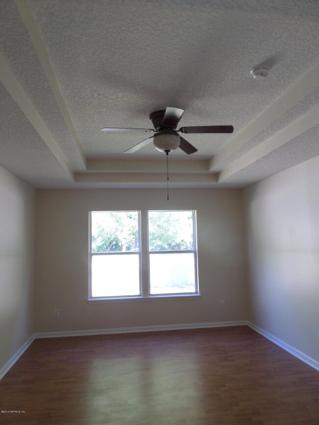 6051 Scenic Meadow Ln, Jacksonville, FL 32244 - photo 2