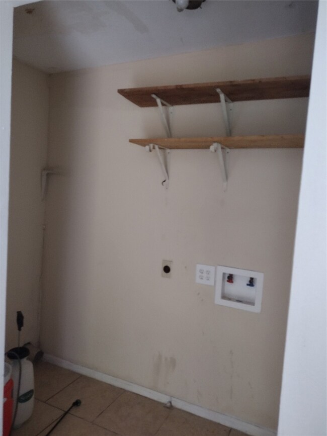 7016 Saint Augustine St, Houston, TX 77021 - photo 6