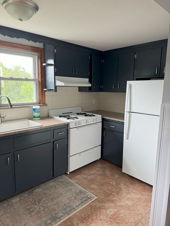 75 Prescott St unit 2, Newtonville, MA 02460 - photo 2