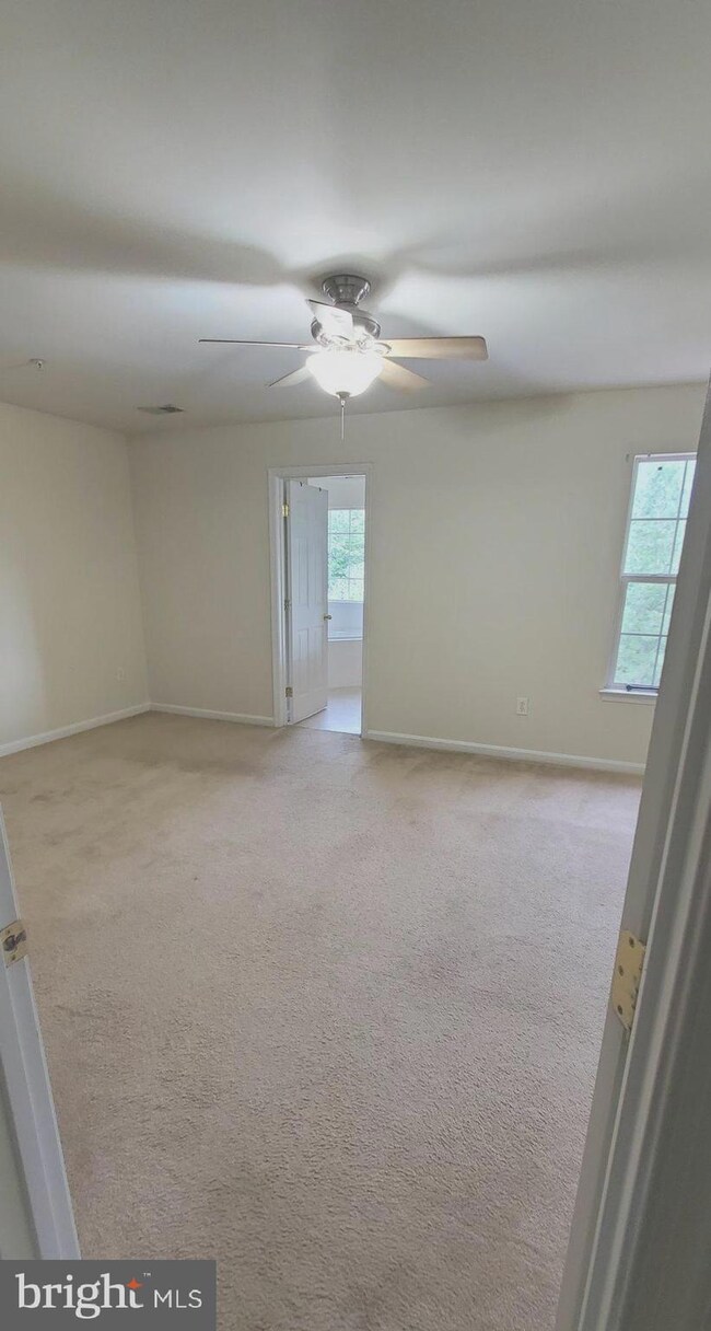 10258 Housely Place, White Plains, MD 20695 - photo 5