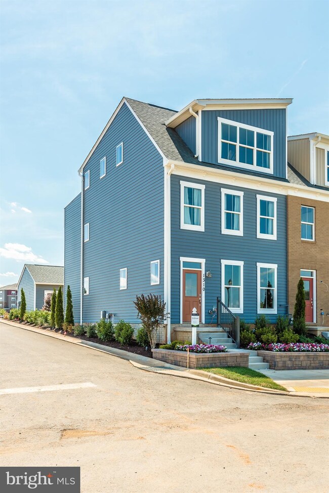 712 Tatum Ct, Frederick, MD 21702 - photo 2