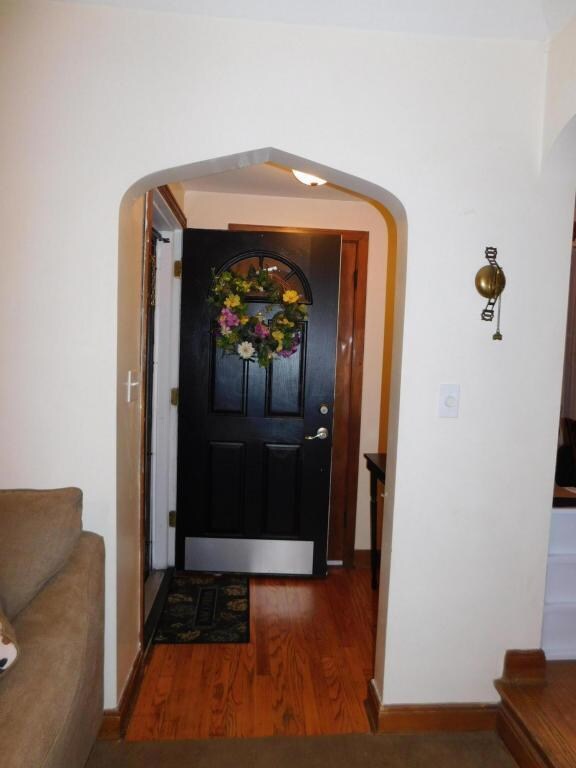 Entry Foyer