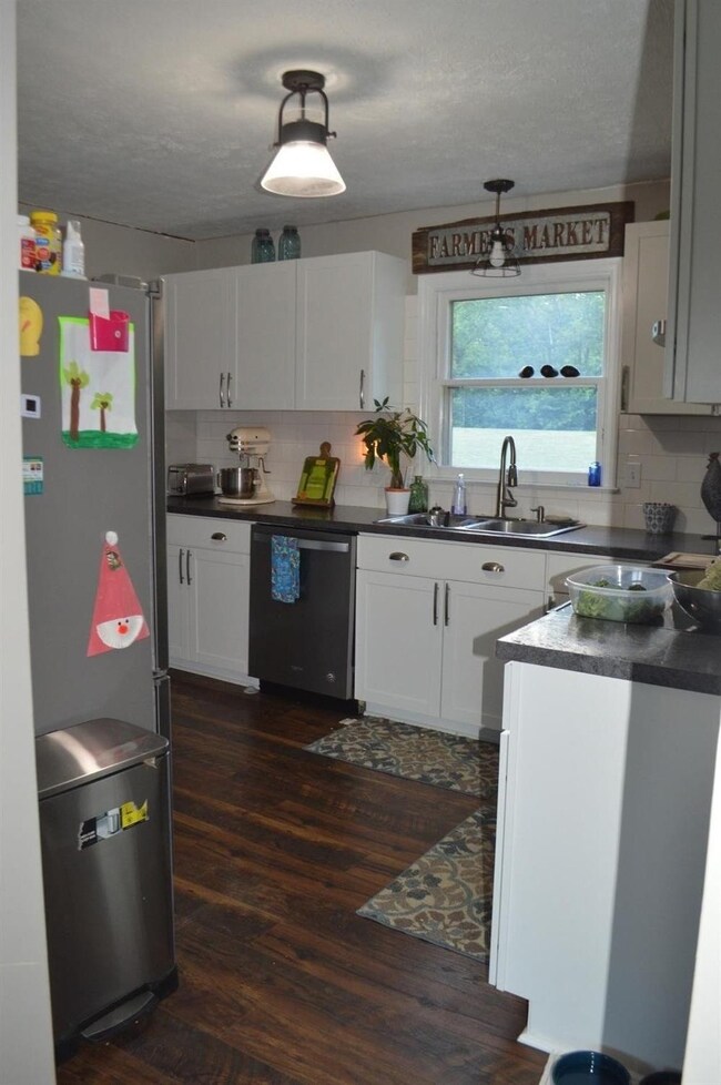 940 Faulkner Ln, Danville, KY 40422 - photo 7