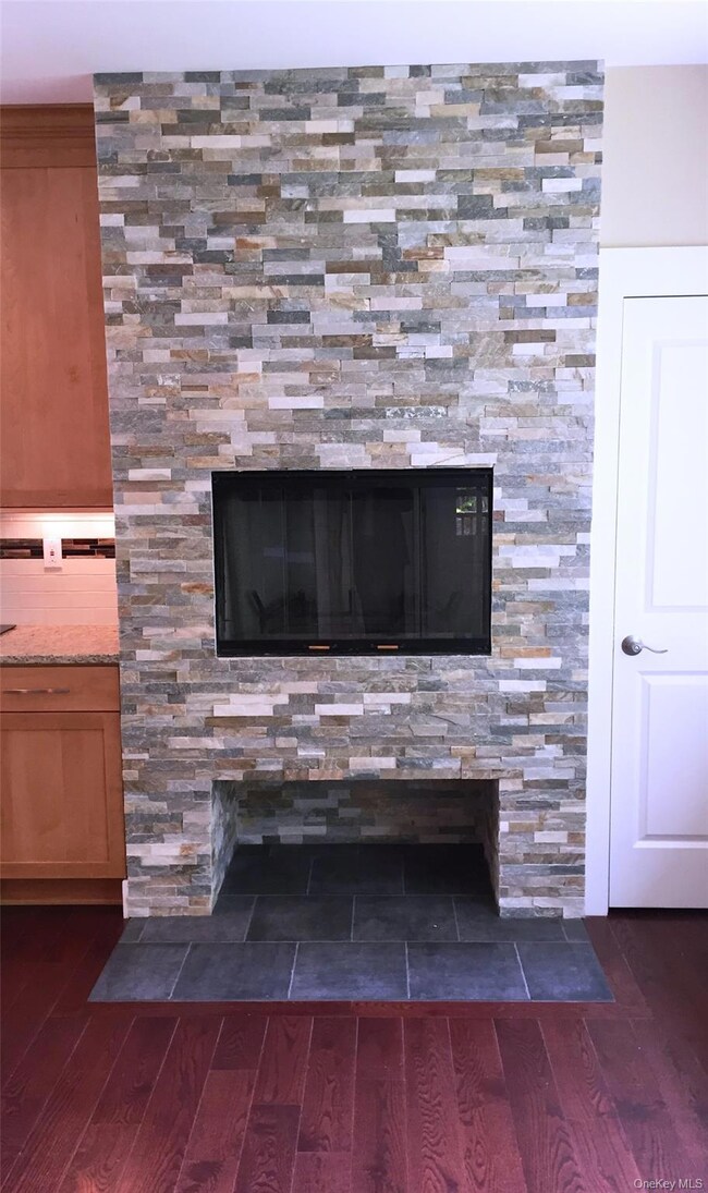 2130 Hunterbrook Rd, Yorktown Heights, NY 10598 - photo 6