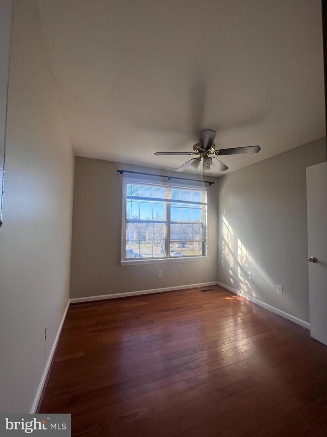 7419 Courtland Cir, Manassas, VA 20111 - photo 7