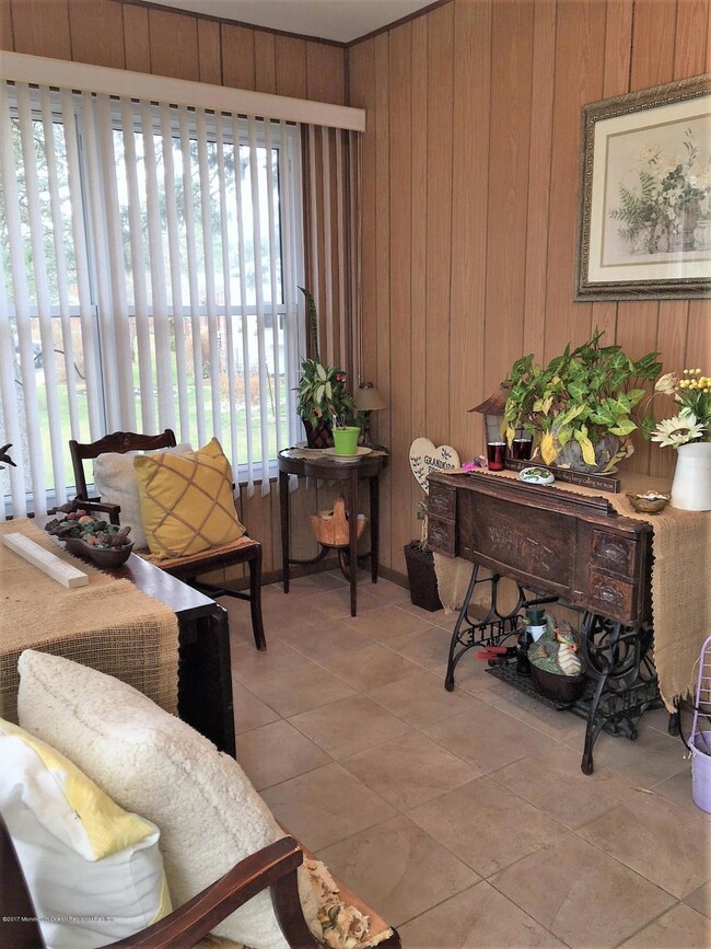 601 Willow St unit A, Lakehurst, NJ 08733 - photo 4