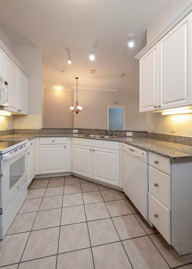 125 Legendary Dr unit 304, Saint Augustine, FL 32092 - photo 3