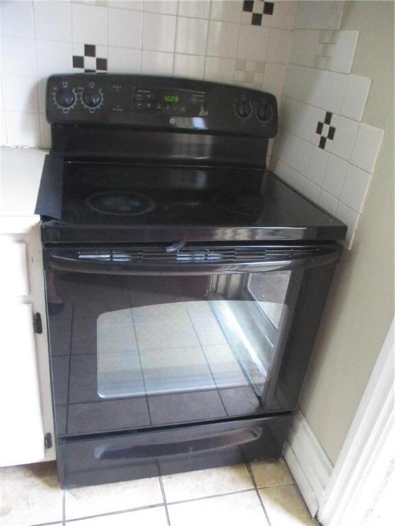 flat top stove in kitchen