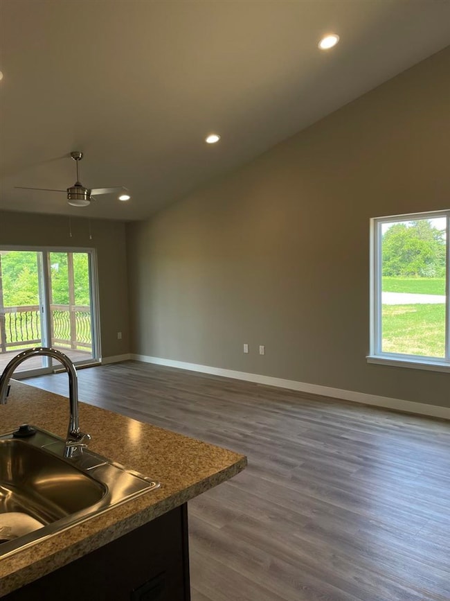 3155 Lampe Ln unit D, Coralville, IA 52317 - photo 5