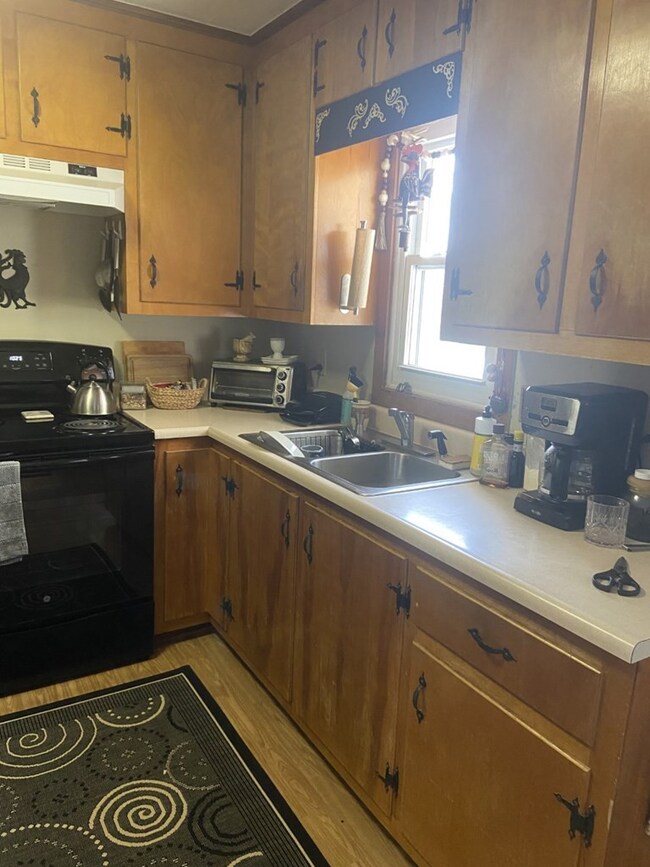 Main floor kitchen