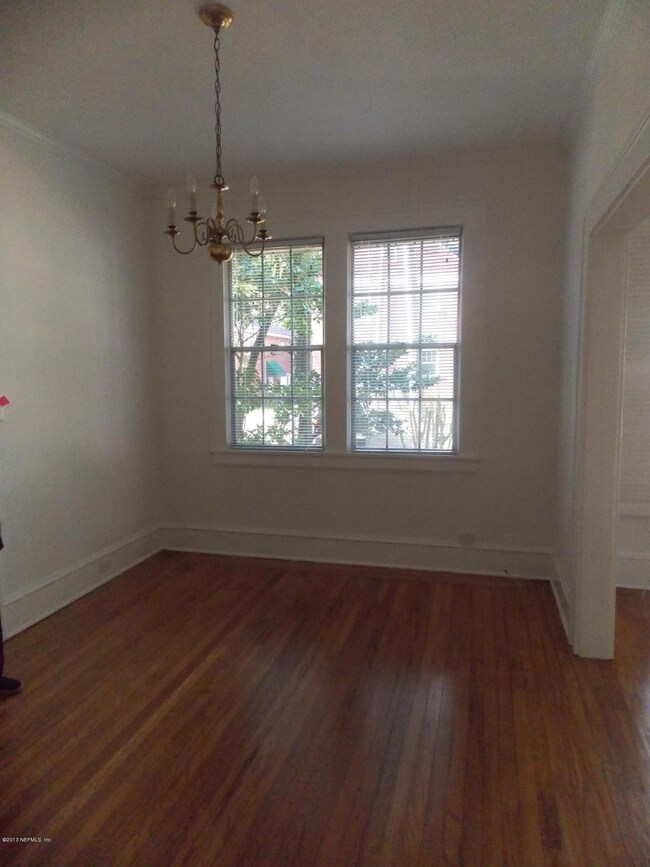 1402 Donald St, Jacksonville, FL 32205 - photo 5