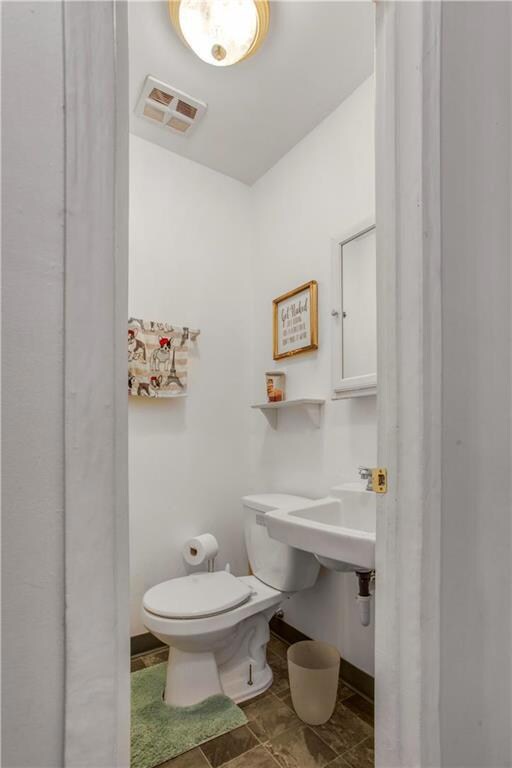 2823 Ithaca St, Allentown, PA 18103 - photo 7