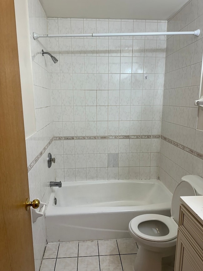 unlisted-address, Chicago, IL 60616 - photo 7