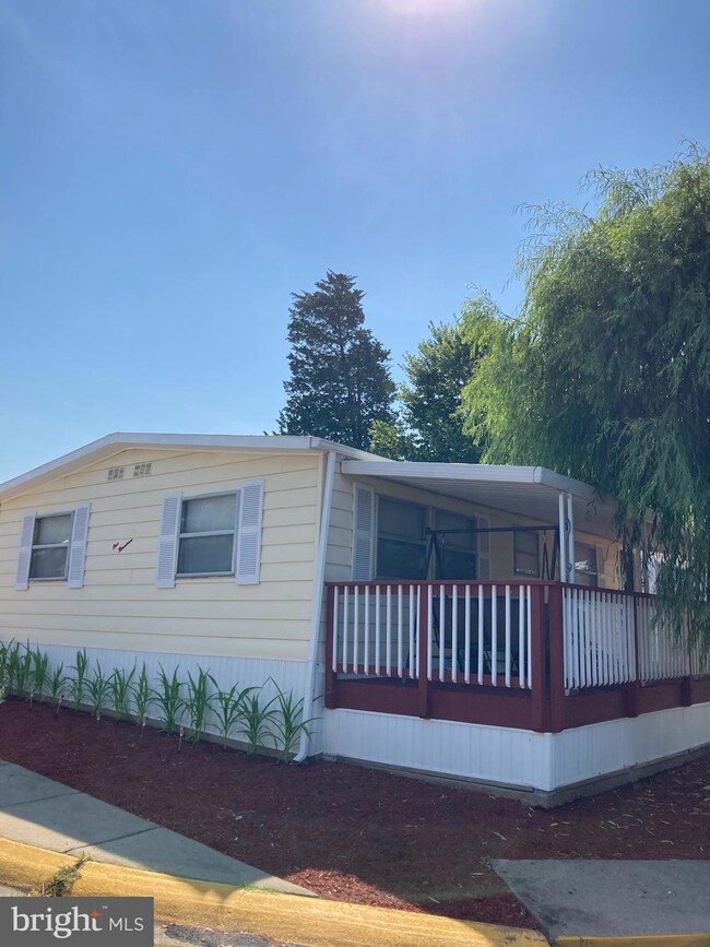 119 Kings Row Place, Dumfries, VA 22026 - photo 4