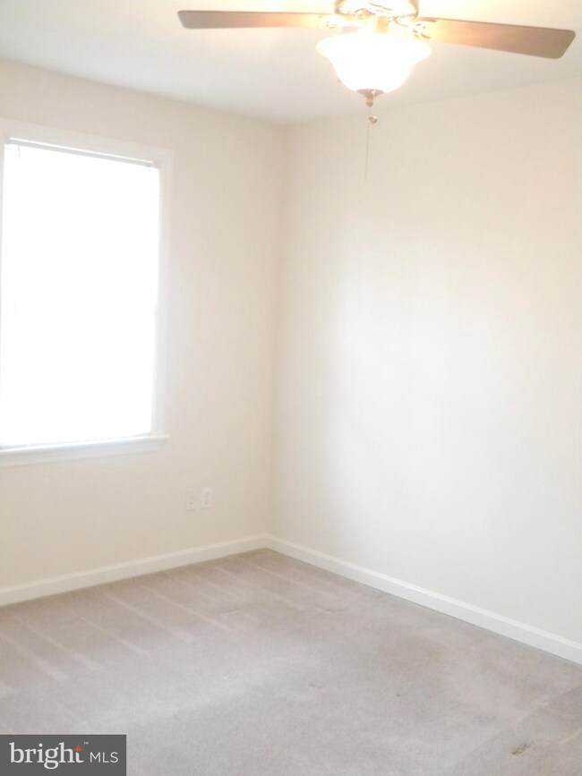 117 Oak Dr, Stafford, VA 22554 - photo 7