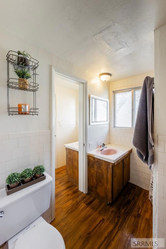 Baster Bathrroom