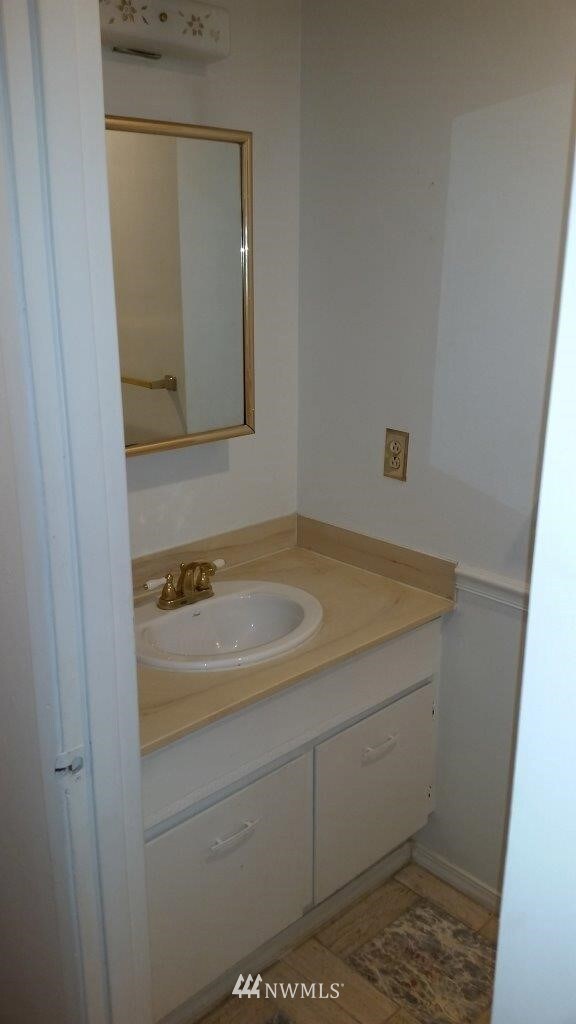 21809 30th Ave S, Des Moines, WA 98198 - photo 6