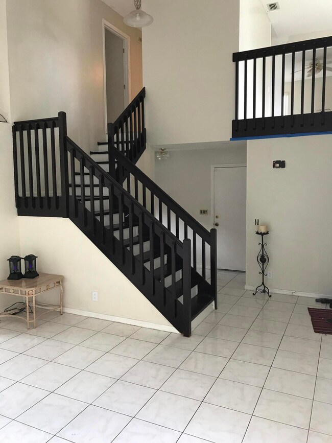 182 Royal Pine Cir S, Royal Palm Beach, FL 33411 - photo 3